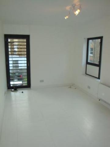 			NEW INSTRUCTION, 2 Bedroom, 1 bath, 1 reception Flat			 Rosemont Road, FINCHLEY ROAD